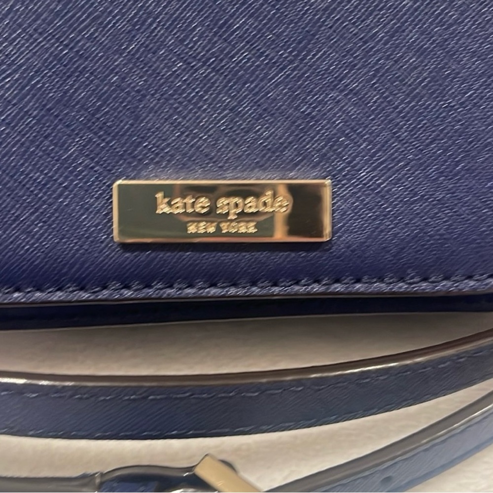 Immaculate Navy Kate Spade New York Crossbody - Picture 2 of 12
